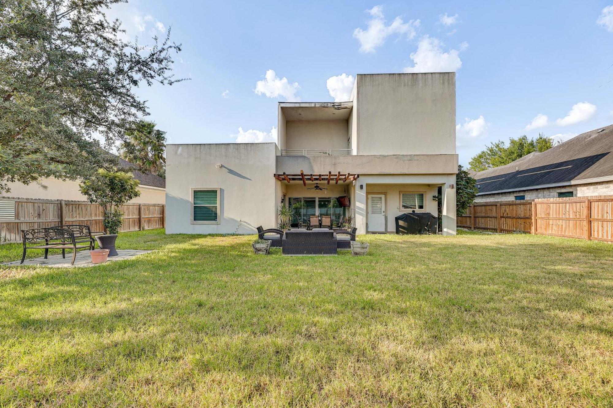 Colorful Mcallen Home With Covered Patio Екстер'єр фото